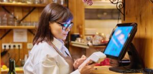 Pagamenti POS e scontrini telematici: dal 2026 nuovi obblighi per gli esercenti